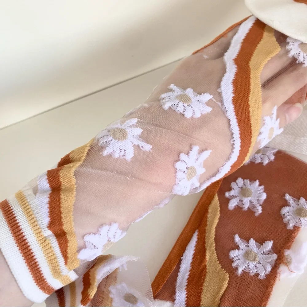 NWOT Sheer floral socks